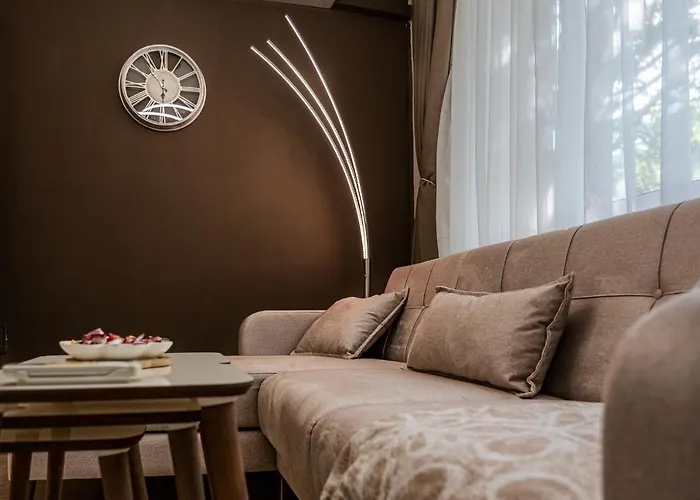 Daire Second Next To Sea Garden *