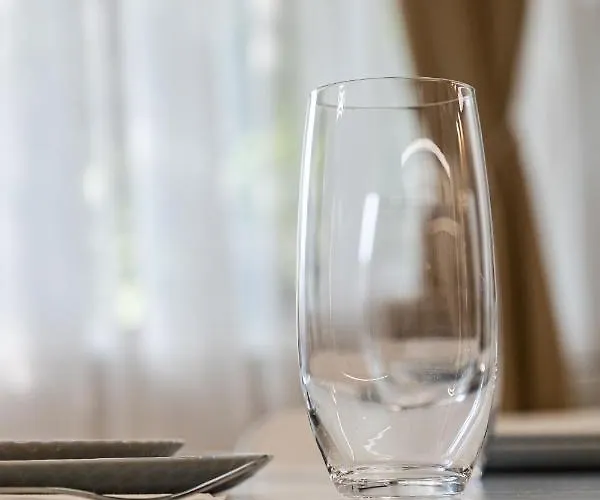 Apartment Second Next To Sea Garden