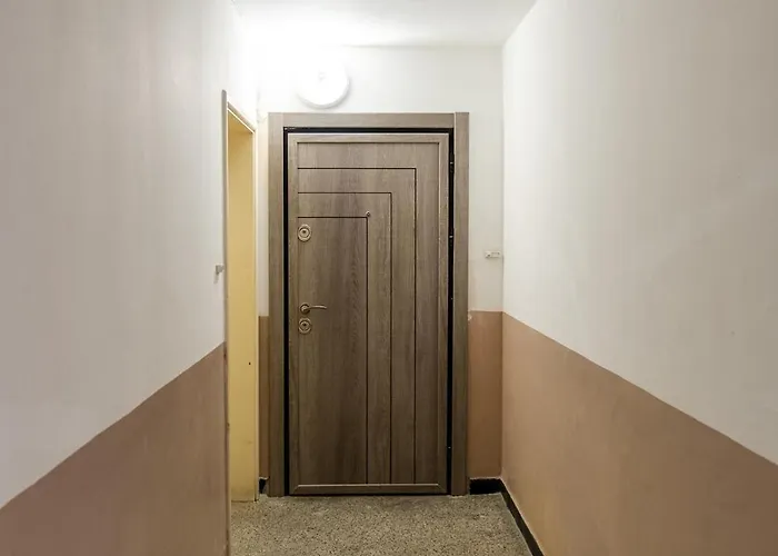 Apartment Second Next To Sea Garden