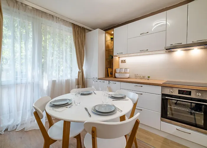 Second Next To Sea Garden Daire *