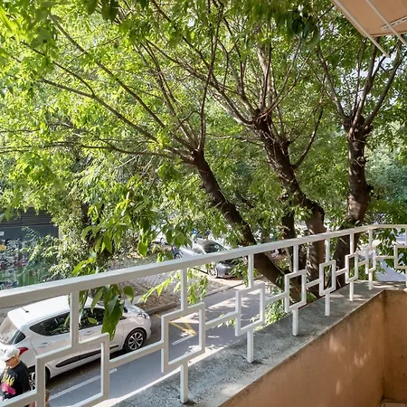 Second Next To Sea Garden 아파트 *