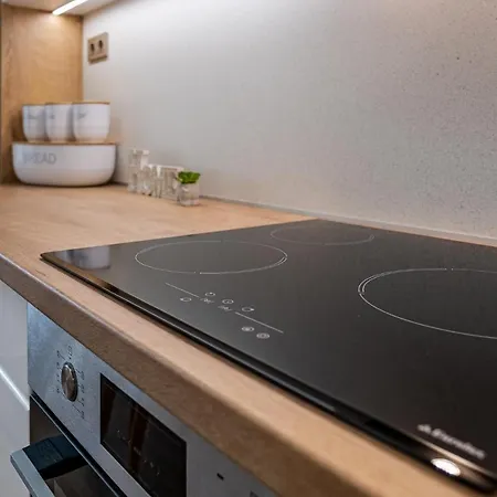 Second Next To Sea Garden 公寓 瓦爾納