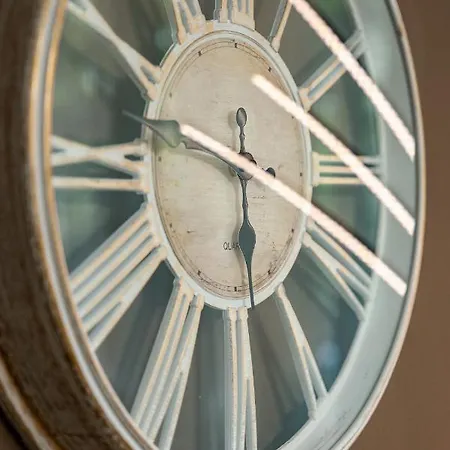 Second Next To Sea Garden 아파트