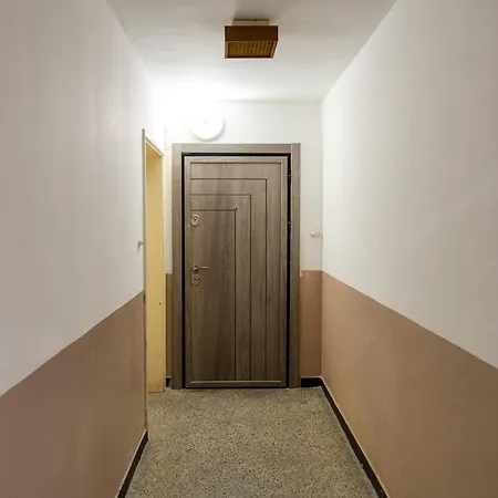 아파트 Second Next To Sea Garden