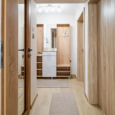 Second Next To Sea Garden 公寓 *